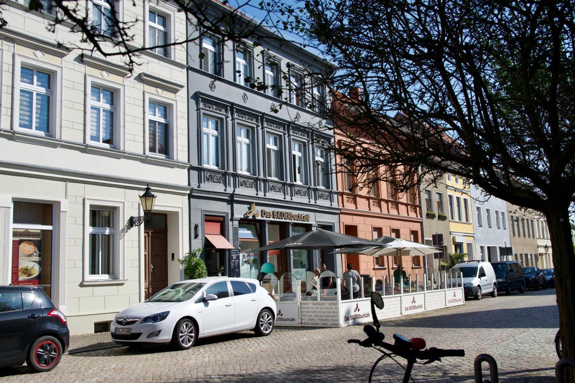 Das Bilderbuchcafe - Ferien Apartment No 5 - Markt 7 Havelberg Exterior foto